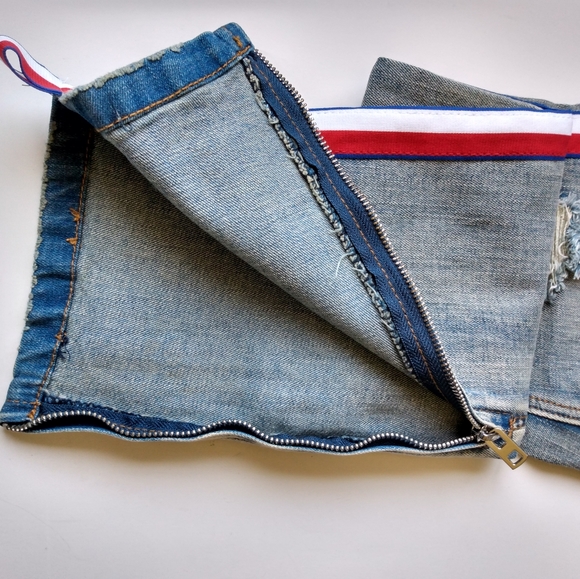 Cooper 9 Distressed Jeans Size 36 - Picture 3 of 7